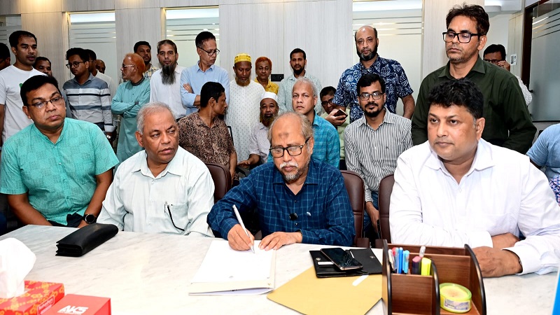 চবির উপ-উপাচার্য (একাডেমিক) পদে যোগদান করলেন অধ্যাপক ড. মোহাম্মদ আল-আমীন